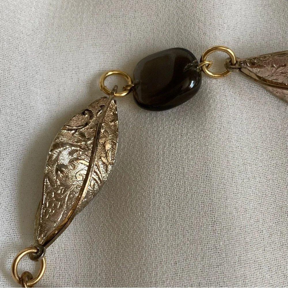 Vintage Twisted Etch Leaf Link Gold & Dark Beads Bracelet